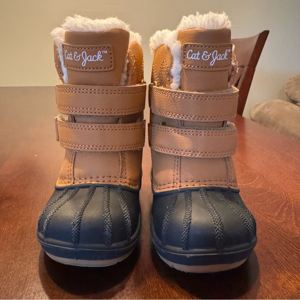 Cat & Jack toddler snow boots